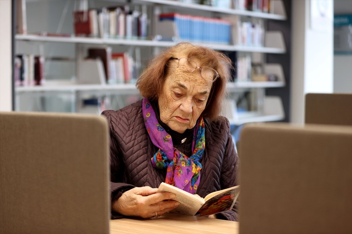 A A 20260404 41009454 41009453 E M E K L I O G R E T M E N I N K I T A P S E V G I S I 73 Y I L D I R S U R U Y O R