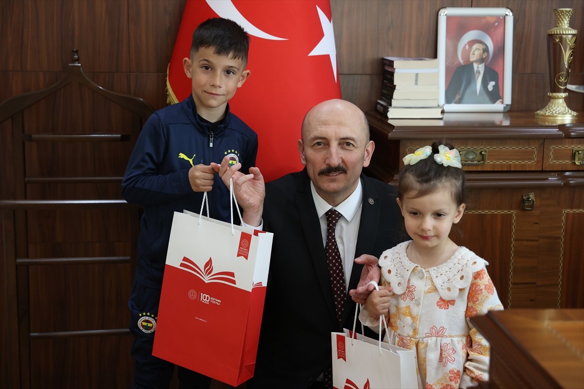 A A 20260424 41201664 41201662 C U M H U R B A S K A N I E R D O G A N I L E B U L U S A R A K H A Y A L I N E K A V U S A N M U T L U C A N D U Y G U L A R I N I A N L A T T I