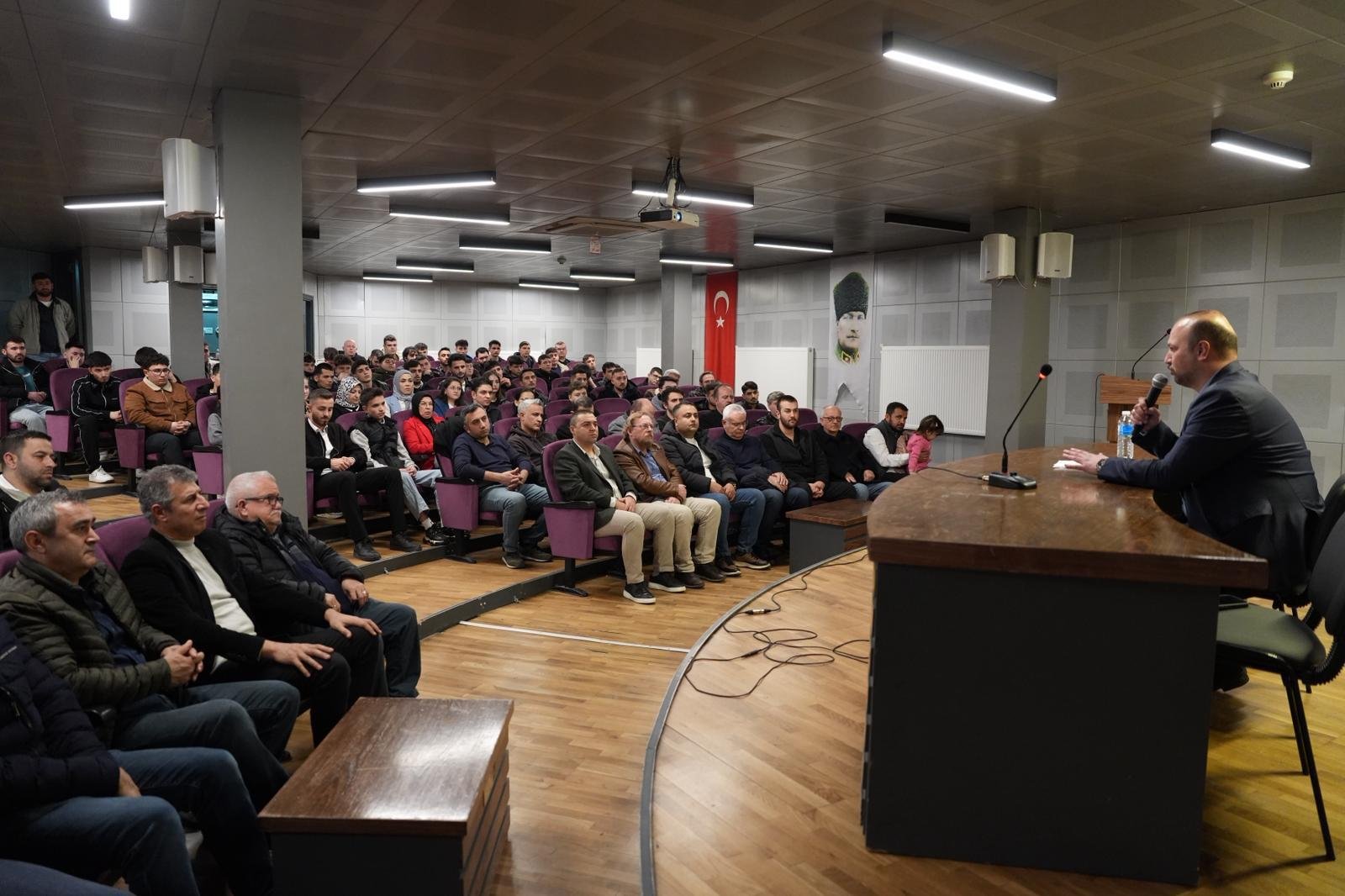 E5647Eb7 46E8 41Af Aef5 609F76059Cbf