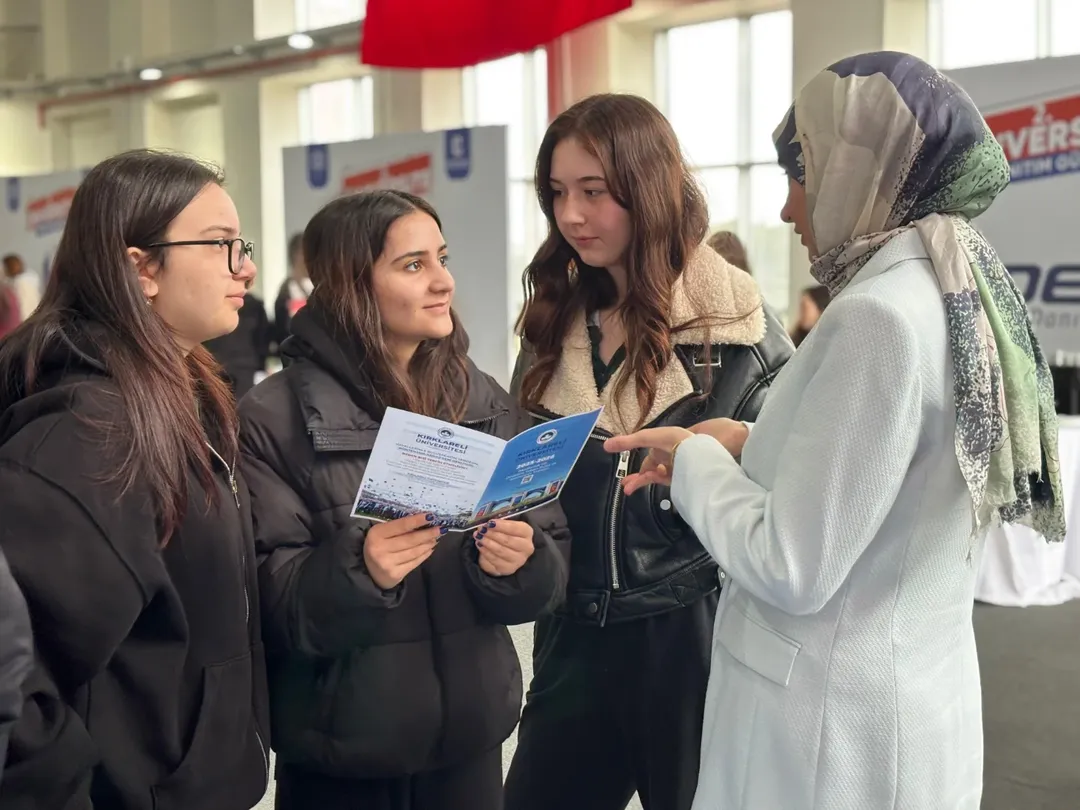 Üniversitemiz, Çerkezköy Belediyesi Tarafından Düzenlenen “2. Üniversite Tanıtım Günü” Etkinliğ