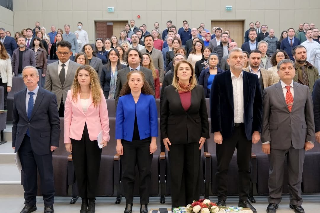 Üniversitemizin Gelecek Vizyonunu Şekillendirmek, Kurumsal Hedeflerini Kapsayıcı Ve Sürdürülebil