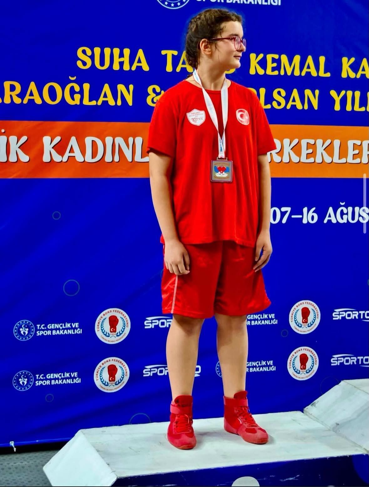 Di̇lem Elçi̇11