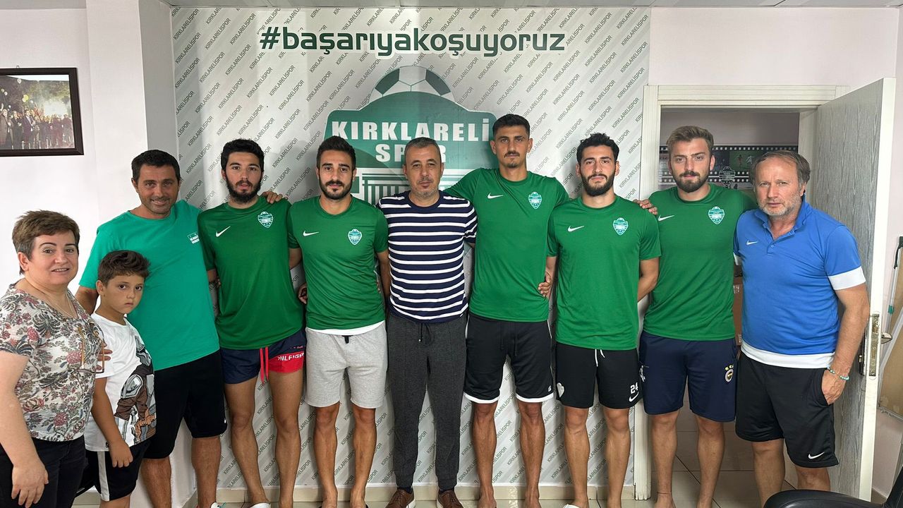 Kırklarelispor 5 Futbolcusuyla Sözleşme Yeniledi