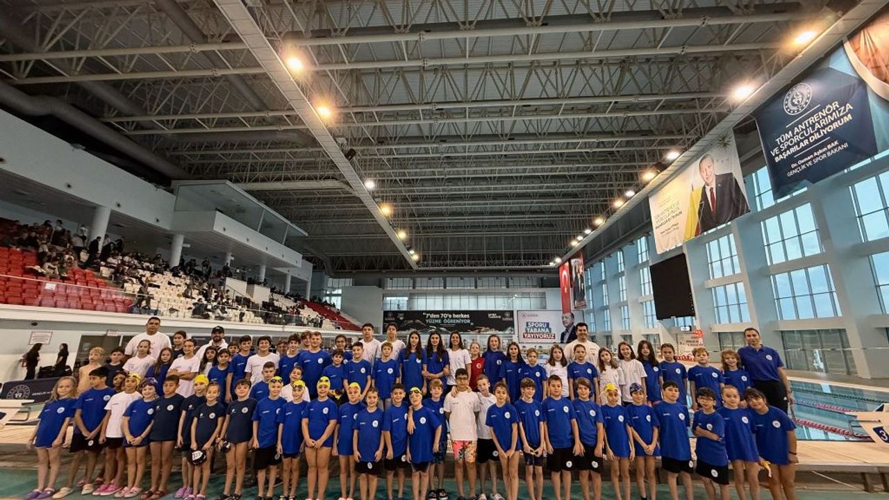 Cumhuriyetin 102. Yılına Özel 102 Madalya