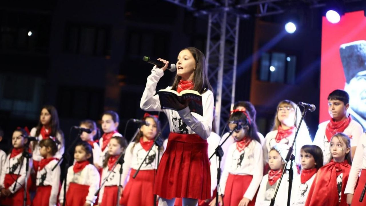 Kırklareli Belediyesi Çocuk Korosu Hem Duygulandırdı Hem de Gururlandırdı