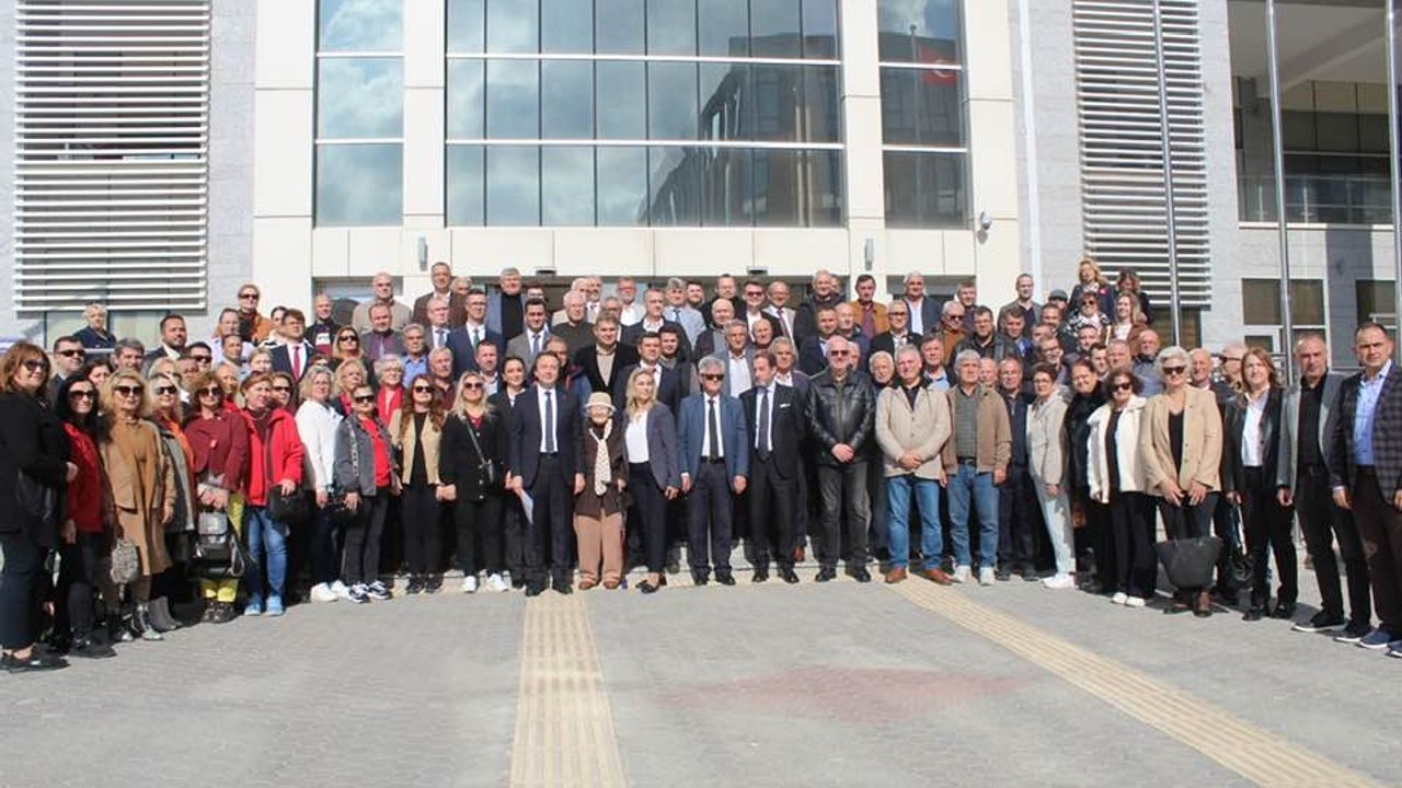 Bora Terzi, Mazbatasını Aldı