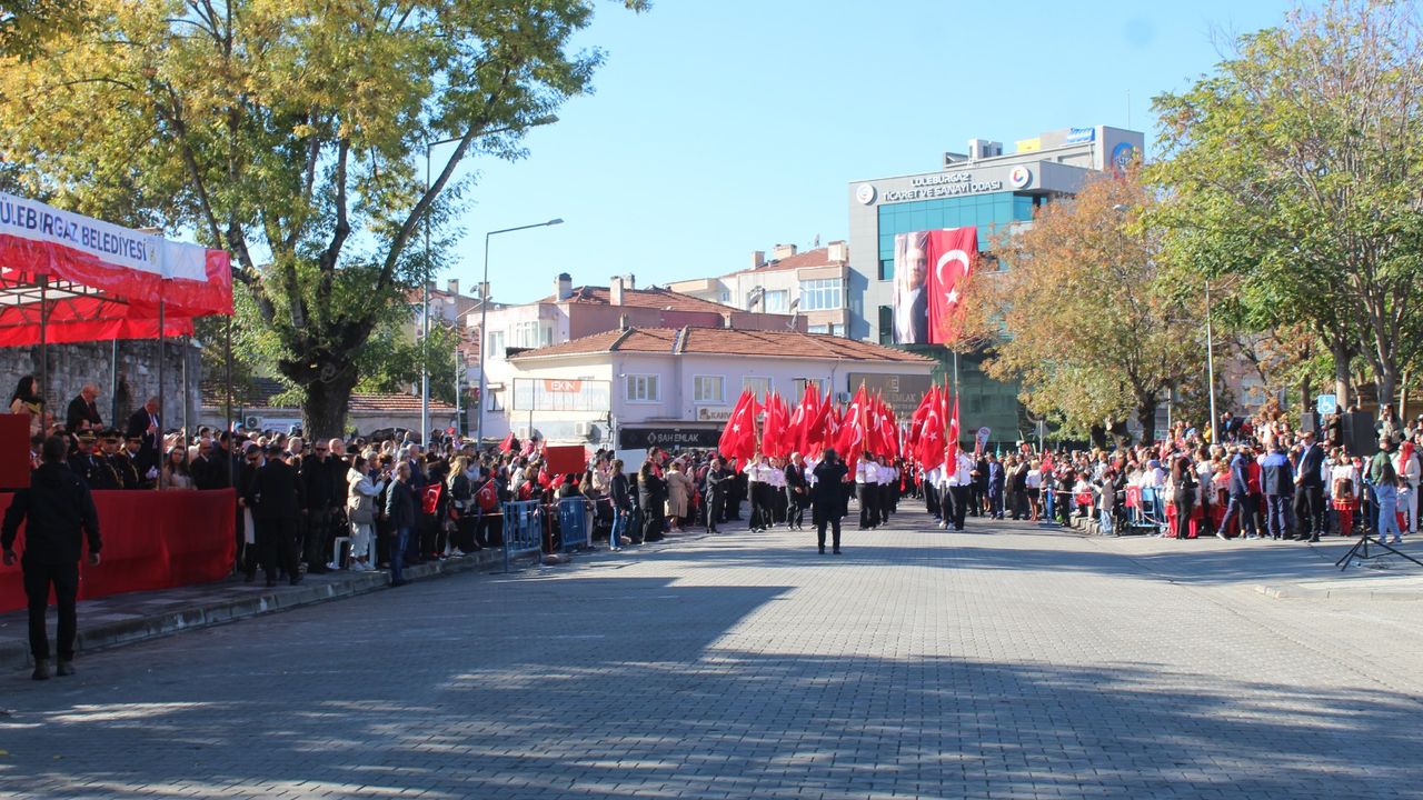 Cumhuriyet: Özgürlüğün ve Umudun 102 Yıllık Hikayesi