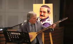 Aşık Mahsuni Şerif Eserleriyle Anıldı