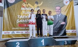 KIRKLARELİLİ ZEYNEP BOZKURT’TAN TAEKWONDO’DA BÜYÜK BAŞARI