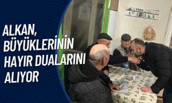 Alkan, Büyüklerinin Hayır Dualarını Alıyor