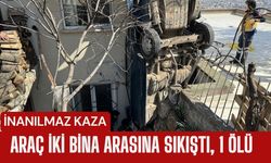 İNANILMAZ KAZA; Araç İki Bina Arasına Sıkıştı, 1 Ölü