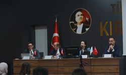 Geleceğin Hukukçularından Konferans