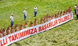 Kırkpınar’da Başpehlivanlardan "Bozkurt" İşareti