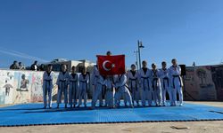 Taekwondocular Gösterileriyle Büyüledi