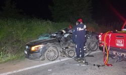 Otomobil İle Cip Çarpıştı; 3 Ölü
