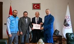 Vali Turan Kurban Bağışında Bulundu