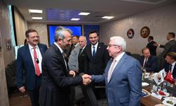 Başkan Yardımcısı Akarca, UMAT’ın Toplantısına Katıldı
