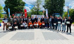 Başkan Erdem, Sertifika Törenine Katıldı