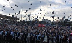 KLÜ, Evlatlarını Geleceğe Uğurladı