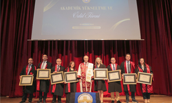 Akademik Yükseltme ve Ödül Töreni Gerçekleştirildi