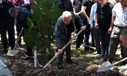 Vali Turan, Şehit Ailesini Yalnız Bırakmadı