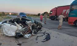 Edirne’de Korkunç Kaza! Tıra Çarptı, Ağır Yaralandı