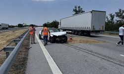 Edirne'de Otomobil İle SUV Araç Çarpıştı, 2 Yaralı