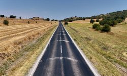 Kırklareli’nde Sıcak Hava Asfalt Eritti