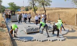 Asfalt ve Parke Taşı Çalışmalarını İnceledi