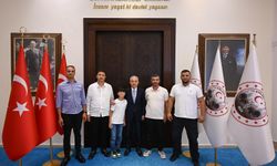 Vali Turan Ziyaretçilerini Ağırladı