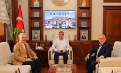 Başkan Savaşan Bayburt'ta Ziyaretlerde Bulundu