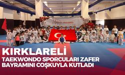 KIRKLARELİ; Taekwondo Sporcuları Zafer Bayramını Coşkuyla Kutladı