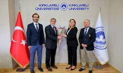 İlahiyat Fakültesinden Rektör Ak’a Ziyaret