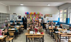 Başkan Erdem, Öğrencilerin Heyecanına Ortak Oldu