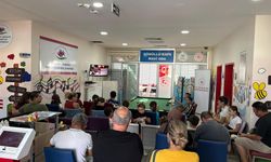 Babaeski: Onlar Parkede Gençler Ekran Başında
