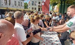 Bağ Bozumu Şenliklerinde Vatandaşa Geleneksel İkram