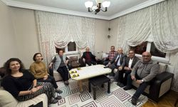Vali Turan Şair Bektaş Yavuz İle Buluştu