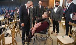 Engelli Vatandaşlara 30 Akülü Sandalye Desteği