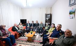 "Onların Engin Tecrübeleri Bizlere Rehber Oluyor"