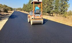 Köy Yolları Sıcak Asfaltla Buluşuyor