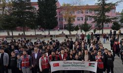 İmam Hatip Ortaokulunda Fidanlar Toprakla Buluştu