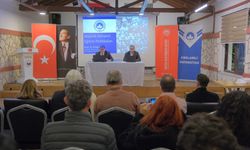 Kırklareli'nde Cumhuriyet Dönemi Eğitim Politikaları Konuşuldu