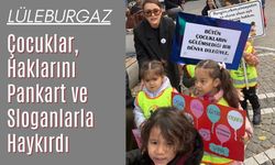 Çocuklar, Haklarını Pankart ve Sloganlarla Haykırdı