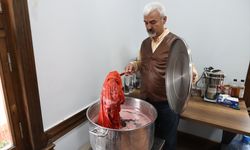 "Efsane Renk" Edirne Kırmızısı Usta Ellerde Moda Ürünlerine Dönüşüyor