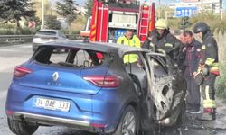 Ünlü Futbolcunun Otomobili Seyir Halindeyken Alev Aldı