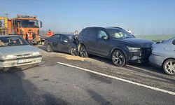 Edirne'de 10 Araç Zincirleme Trafik Kazasına Karıştı; Yaralılar Var