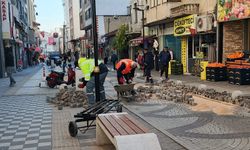 Karaumur Caddesi’nde Bakım Onarım Çalışmaları Yapılıyor