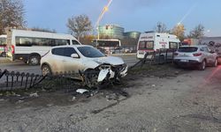 Korkutan Kaza; Ambulans İle Cip Çarpıştı; 1 Yaralı