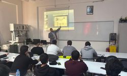 Öğrencilere Yapay Zekâ Semineri Düzenlendi