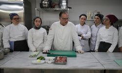 Mevlevi Mutfağı Aşçı Adaylarının Elinde Yeniden Hayat Buluyor